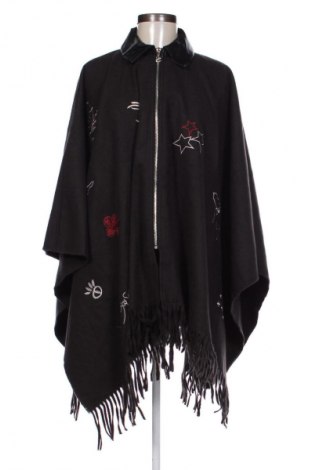 Пончо Desigual, Размер 3XL, Цвят Черен, Цена 154,76 лв.