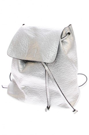 Rucksack Parfois, Farbe Silber, Preis 21,58 €