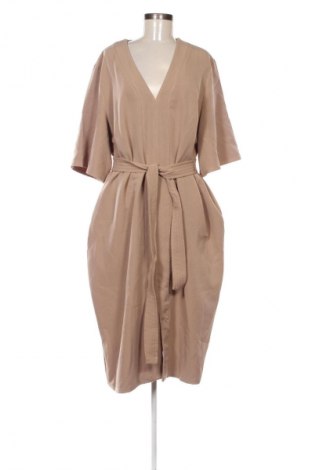Šaty  ASOS, Velikost 3XL, Barva Béžová, Cena  779,00 Kč