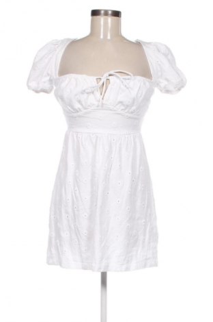 Φόρεμα ASOS, Μέγεθος S, Χρώμα Λευκό, Τιμή 24,55 €