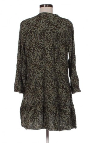 Kleid Apricot, Größe S, Farbe Mehrfarbig, Preis 33,99 €