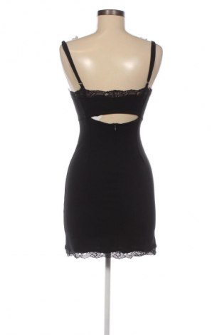 Kleid Bershka, Größe S, Farbe Schwarz, Preis € 14,83