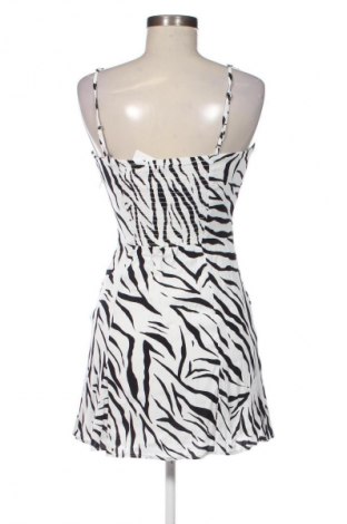 Rochie Bershka, Mărime M, Culoare Multicolor, Preț 80,34 Lei