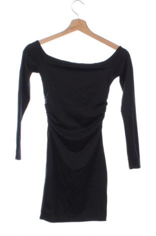 Φόρεμα Bershka, Μέγεθος XS, Χρώμα Μαύρο, Τιμή 18,99 €
