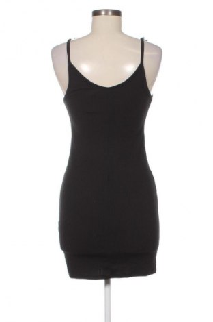Rochie Bershka, Mărime M, Culoare Negru, Preț 98,99 Lei