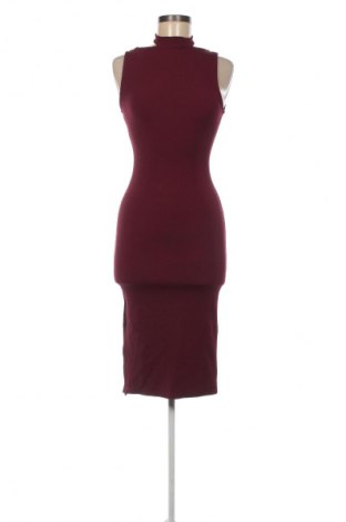 Sukienka Bershka, Rozmiar S, Kolor Czerwony, Cena 67,00 zł