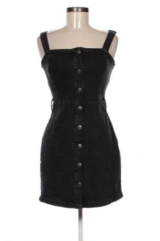 Rochie Bershka, Mărime S, Culoare Negru, Preț 132,99 Lei