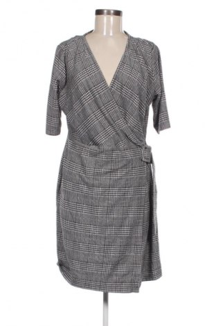 Kleid Body Flirt, Größe M, Farbe Mehrfarbig, Preis € 14,75