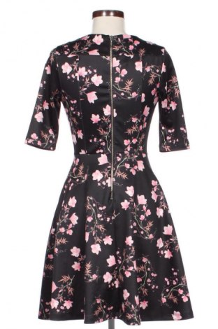 Sukienka Body Wear, Rozmiar S, Kolor Kolorowy, Cena 67,41 zł