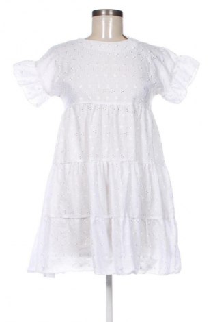 Rochie Boohoo, Mărime S, Culoare Alb, Preț 76,32 Lei