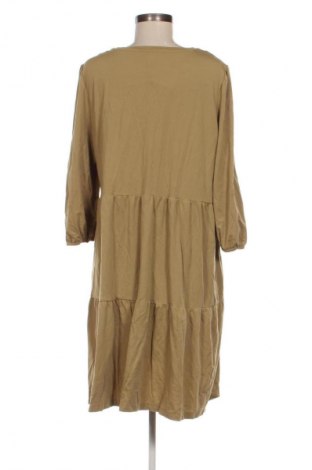 Kleid C&A, Größe L, Farbe Grün, Preis 20,99 €