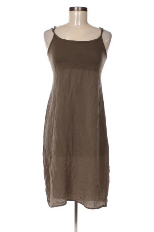 Kleid Ccdk, Größe M, Farbe Grün, Preis € 25,99
