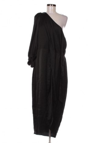Kleid City Chic, Größe XL, Farbe Schwarz, Preis 40,99 €
