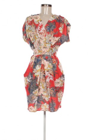 Рокля Closet London, Размер M, Цвят Многоцветен, Цена 82,99 лв.
