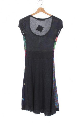 Šaty  Desigual, Veľkosť XS, Farba Viacfarebná, Cena  42,94 €