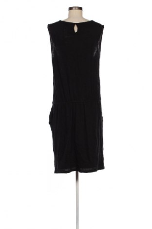 Рокля Edc By Esprit, Размер M, Цвят Черен, Цена 48,99 лв.