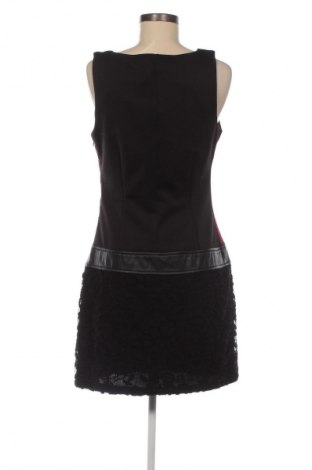 Kleid Explosion, Größe L, Farbe Mehrfarbig, Preis 31,91 €