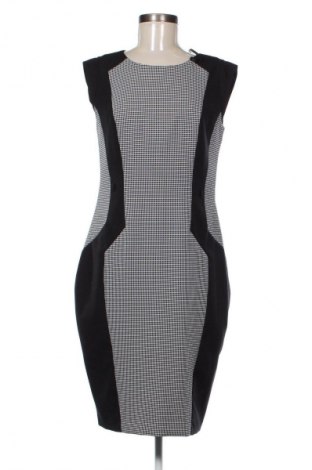 Šaty  F&F, Velikost M, Barva Vícebarevné, Cena  277,00 Kč
