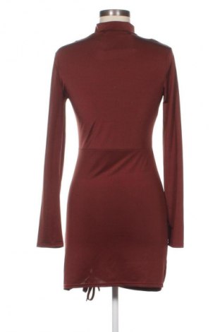 Kleid Femme Luxe, Größe M, Farbe Braun, Preis 31,99 €