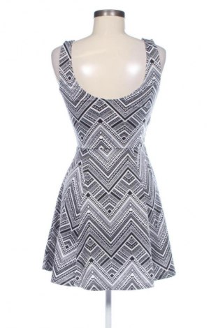 Kleid H&M, Größe S, Farbe Mehrfarbig, Preis € 14,83