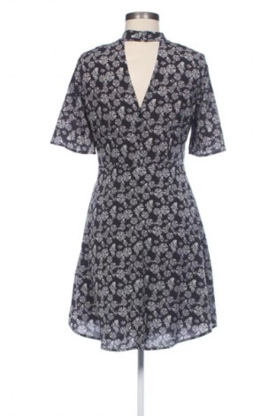 Šaty  H&M, Velikost M, Barva Vícebarevné, Cena  371,00 Kč