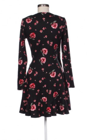 Kleid H&M Divided, Größe M, Farbe Mehrfarbig, Preis € 15,00