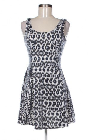 Kleid H&M Divided, Größe M, Farbe Mehrfarbig, Preis 15,00 €