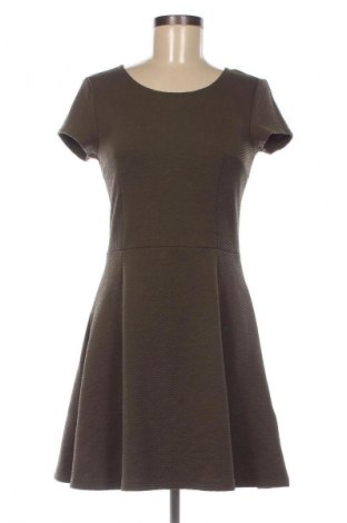 Šaty  H&M Divided, Velikost M, Barva Zelená, Cena  370,00 Kč
