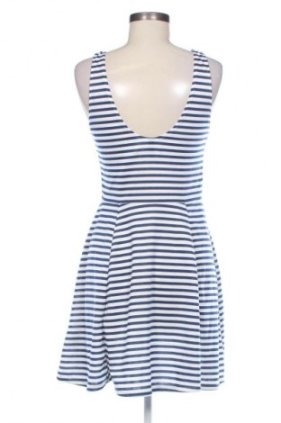 Kleid H&M Divided, Größe XL, Farbe Mehrfarbig, Preis 14,83 €