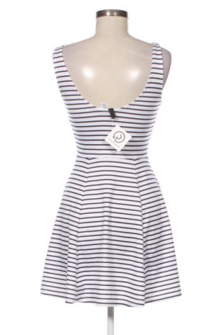 Kleid H&M Divided, Größe M, Farbe Mehrfarbig, Preis € 20,99