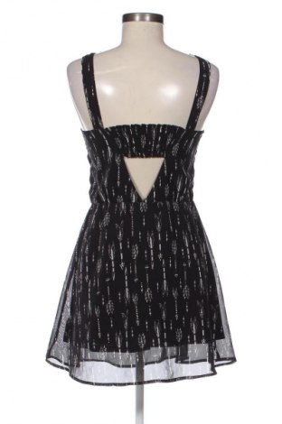 Kleid H&M Divided, Größe S, Farbe Mehrfarbig, Preis € 15,36