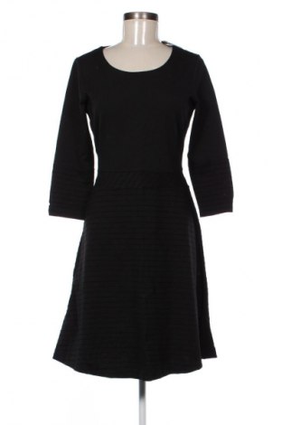 Šaty  Hugo Boss, Velikost M, Barva Černá, Cena  1 380,00 Kč