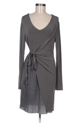 Kleid Intimissimi, Größe L, Farbe Grau, Preis € 19,00
