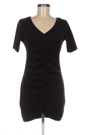 Kleid Jennyfer, Größe M, Farbe Schwarz, Preis 23,53 €