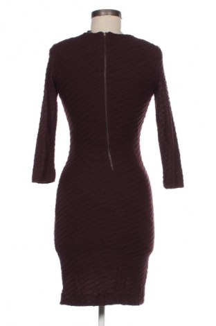 Kleid Mango, Größe M, Farbe Rot, Preis 26,69 €