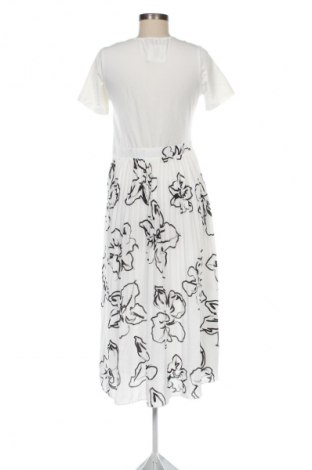 Rochie Manguun, Mărime S, Culoare Multicolor, Preț 98,99 Lei