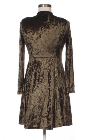 Kleid Miss Valley, Größe S, Farbe Grün, Preis 20,99 €