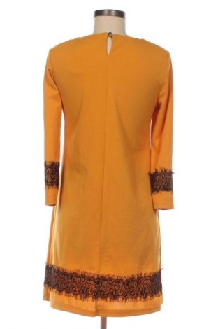 Kleid NEW COLLECTION, Größe M, Farbe Gelb, Preis 24,55 €