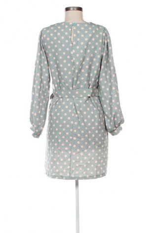 Kleid NEW COLLECTION, Größe M, Farbe Mehrfarbig, Preis 12,99 €