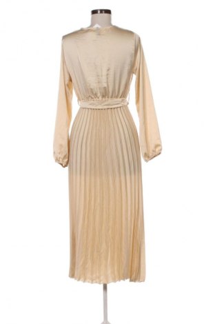 Kleid NEW COLLECTION, Größe L, Farbe Beige, Preis 33,99 €