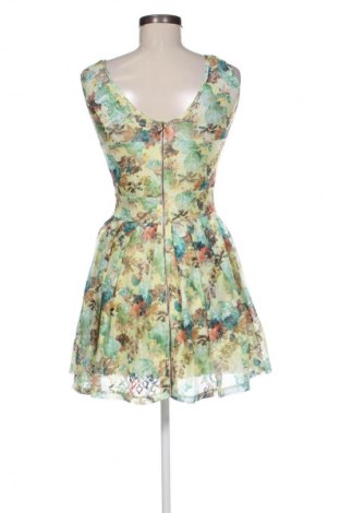 Kleid Nisan, Größe S, Farbe Mehrfarbig, Preis 14,83 €