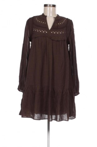 Φόρεμα Pepe Jeans, Μέγεθος S, Χρώμα Καφέ, Τιμή 104,16 €