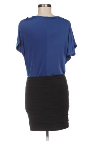 Kleid Piazza Italia, Größe M, Farbe Mehrfarbig, Preis 23,99 €