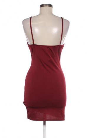 Sukienka Pretty Little Thing, Rozmiar M, Kolor Czerwony, Cena 68,00 zł