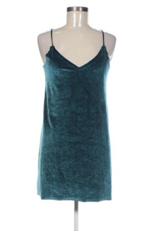 Kleid Pull&Bear, Größe S, Farbe Grün, Preis 20,99 €