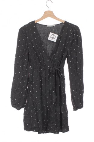 Kleid Pull&Bear, Größe XS, Farbe Mehrfarbig, Preis € 20,99