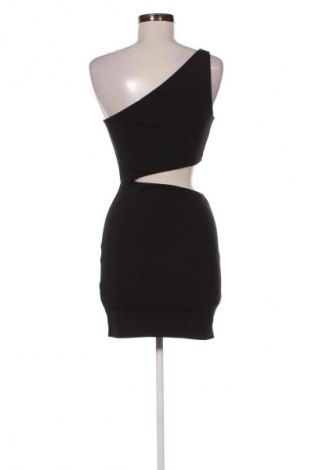 Rochie Pull&Bear, Mărime M, Culoare Negru, Preț 98,99 Lei