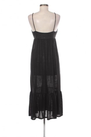 Rochie Pull&Bear, Mărime M, Culoare Negru, Preț 98,99 Lei