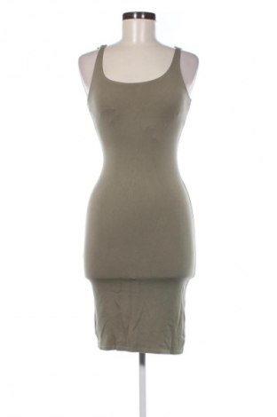 Kleid Pull&Bear, Größe M, Farbe Grün, Preis 15,00 €