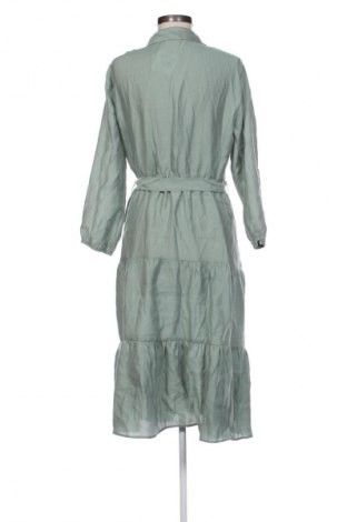 Kleid Reserved, Größe L, Farbe Grün, Preis 15,13 €